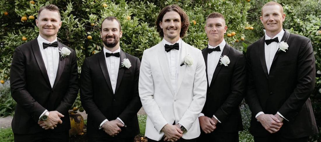 Love Hub: M.J. Bale Romantics Phil Davis